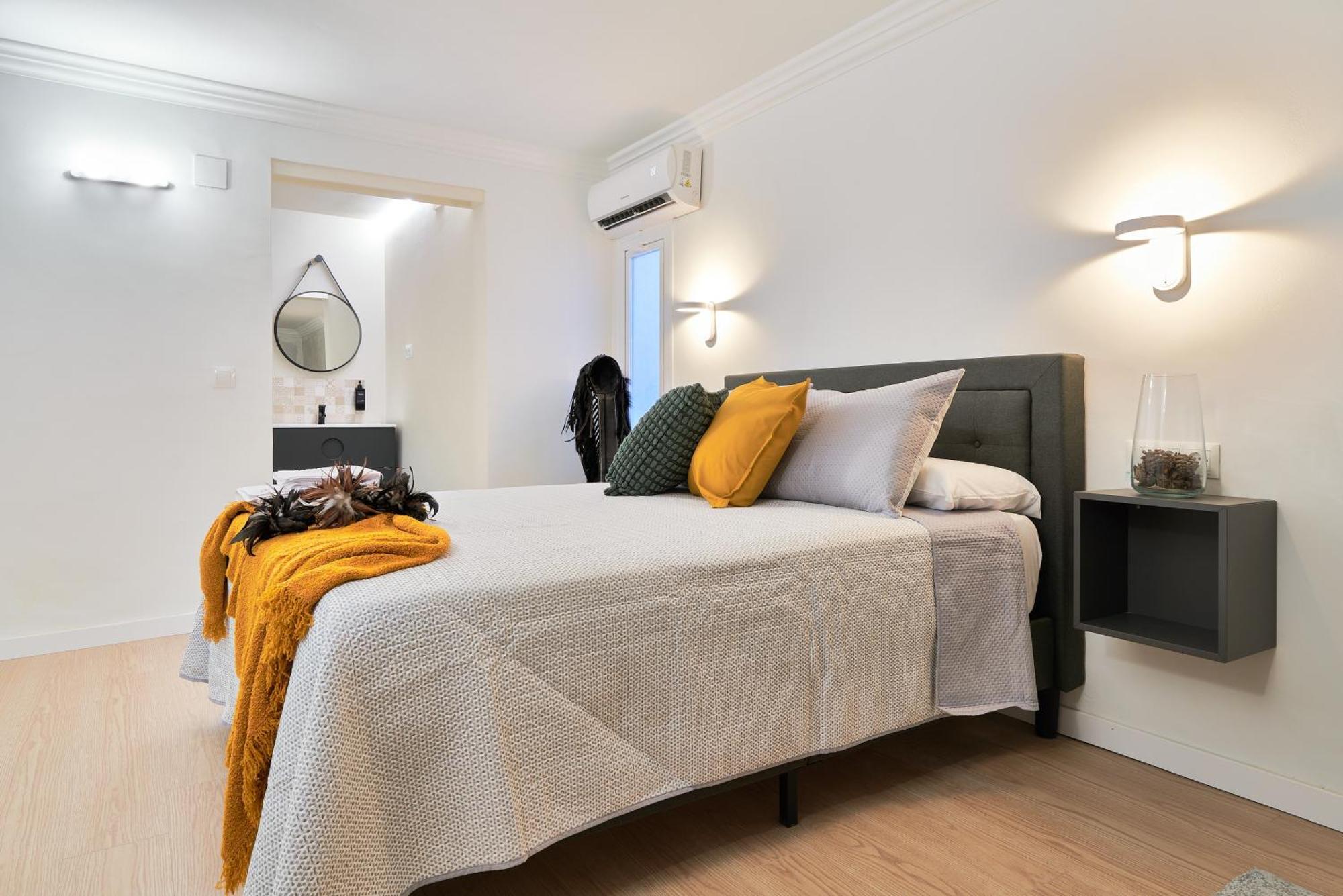Rg Duque De Aveiro Hotel Málaga Buitenkant foto